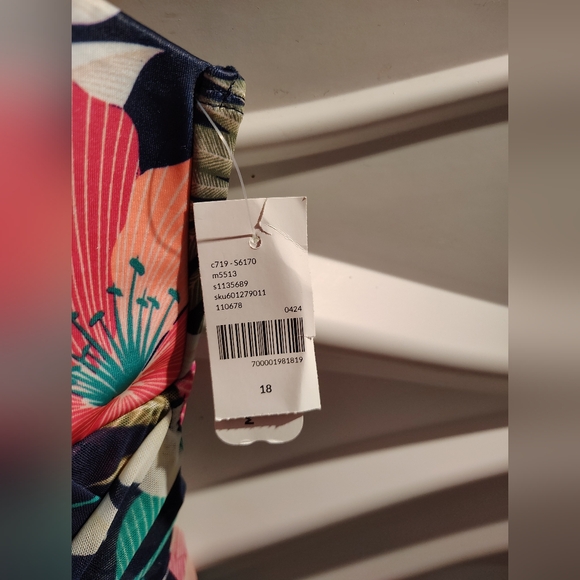 New Lane Bryant Swim Suit Floral Size 18 - Picture 4 of 5